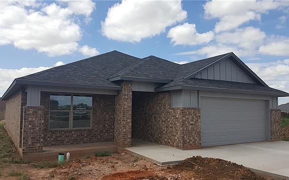 2nd image of 3218 Settlers Way