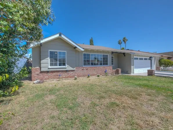 11822 Holyoak Ln, Garden Grove, CA 92840
