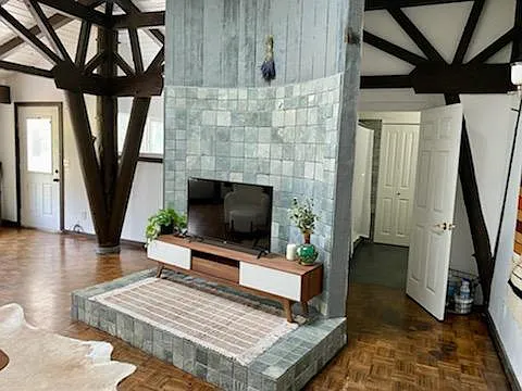 2 bed, 900 sqft, $2,350 — Photo 4