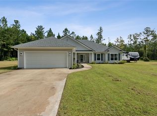 463 Big Pine Dr, Kingsland, GA 31548