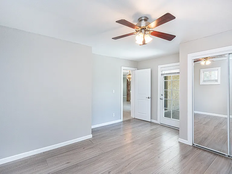 1512 S Beck Ave — Photo 10