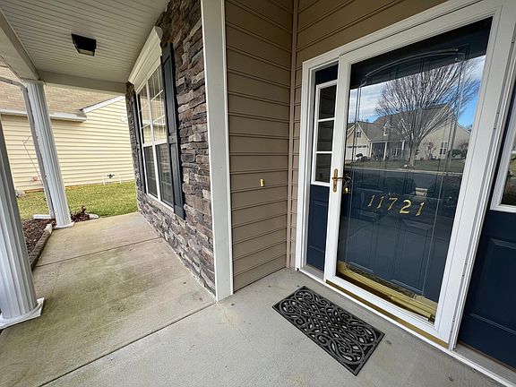 3rd image of 11721 Legacy Woods Dr
