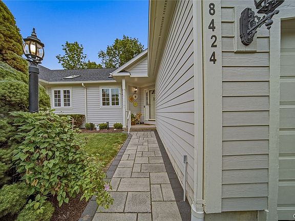 4th image of 8424 Marco Ln