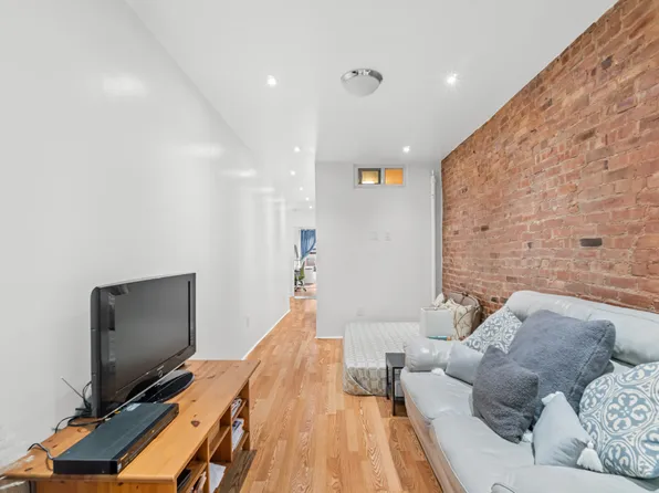 430 West 46th Street image 1 of 14