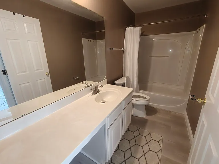 710 Kingston Terrace Ct — Photo 13