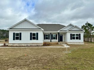 8199 Shooter Ln, Laurel Hill, FL 32567