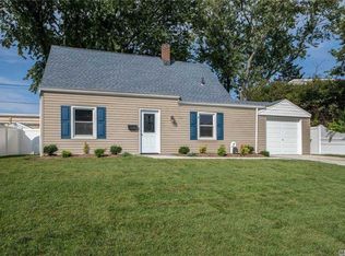 158 Ranch Ln, Levittown, NY 11756