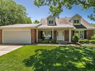 1892 Dougherty Terrace Dr, Ballwin, MO 63021