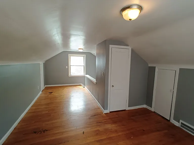 15421 Stout St — Photo 28