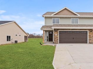 220A Vista Dr, Kalona, IA 52247