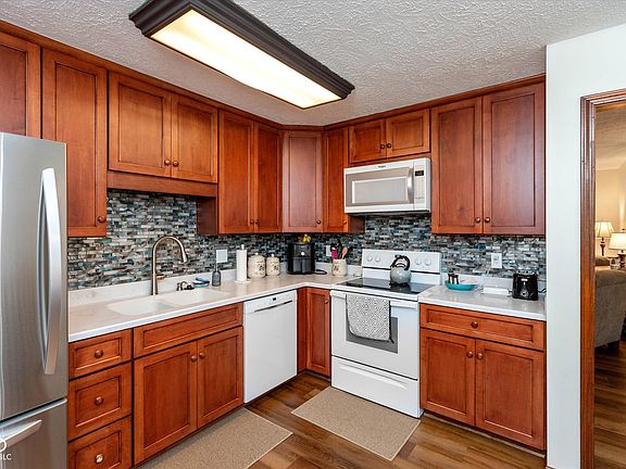 5th image of 603 Oakland Way