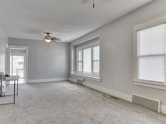4th image of 2932 Avenue B