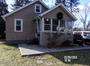 40 Seaman Ave, Castleton, NY 12033