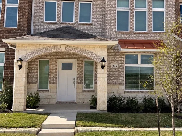 555 Lovers Ln, Red Oak, TX 75154