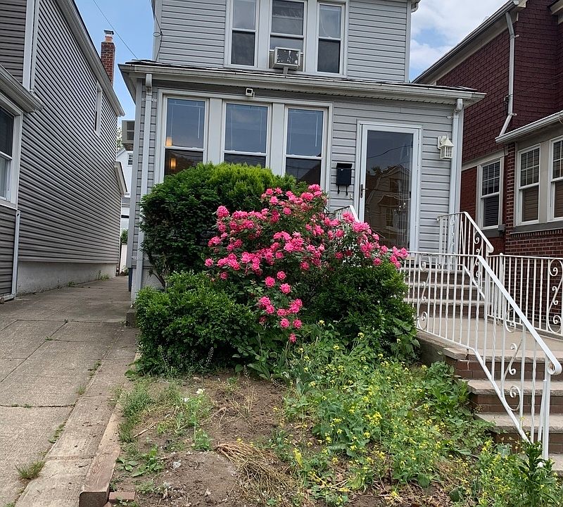 1st image of 69-40 Loubet St