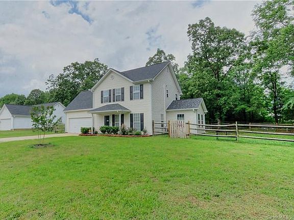2nd image of 5001 Aldersbrook Dr