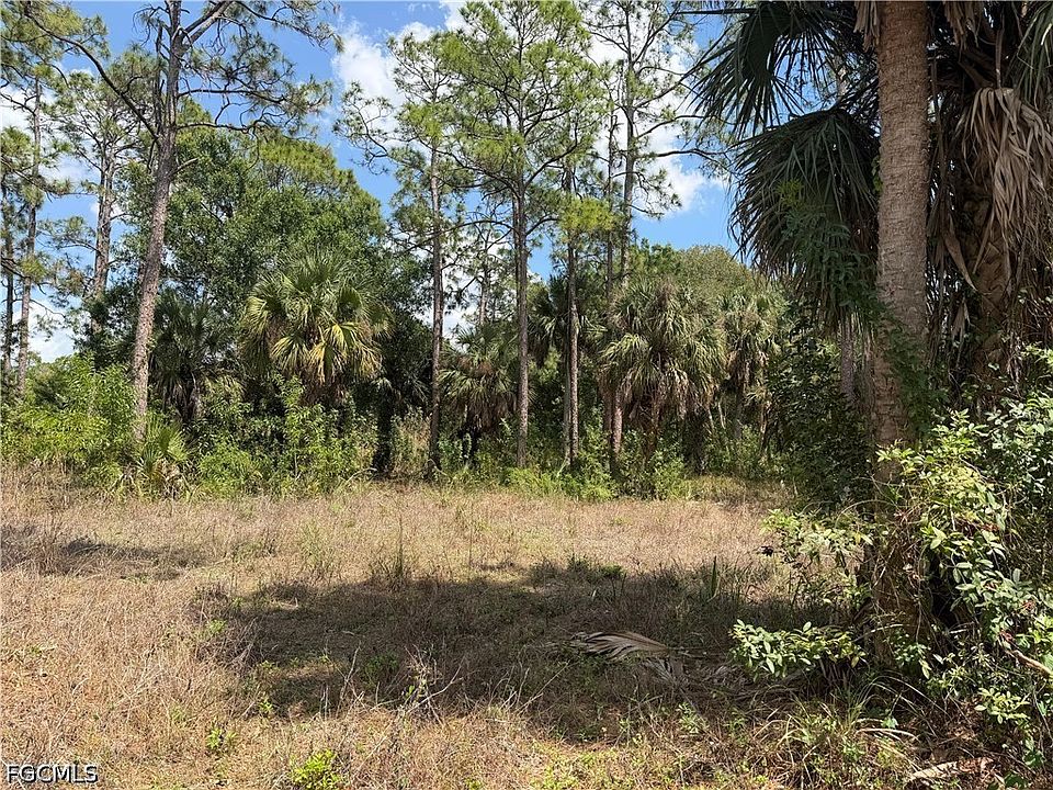 1st image of 8261 Scarecrow Rd
