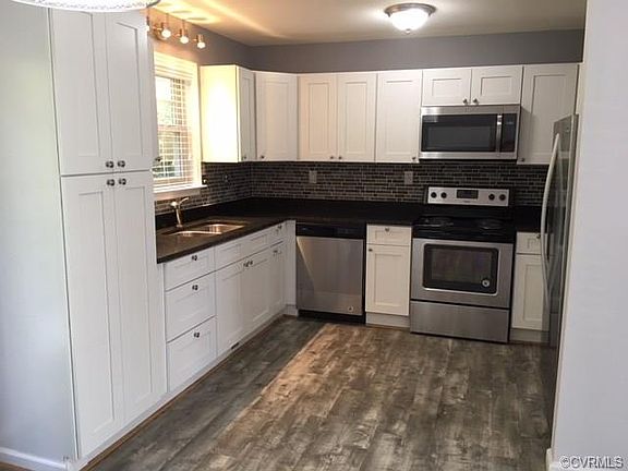 2nd image of 4000 Twisted Oak Dr