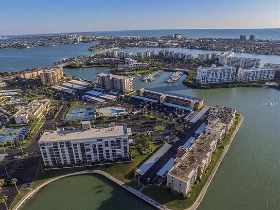 3rd image of 7600 Sun Island Dr S APT 607