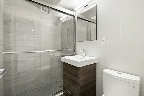 Rented by Stonehenge NYC LLC | media 7