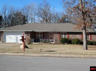 220 Louann Dr, Mountain Home, AR 72653