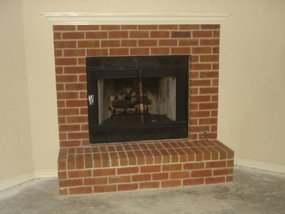 3rd image of 315 Lemay Dr