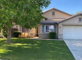 10002 Grand View Summit Dr, Bakersfield, CA 93311