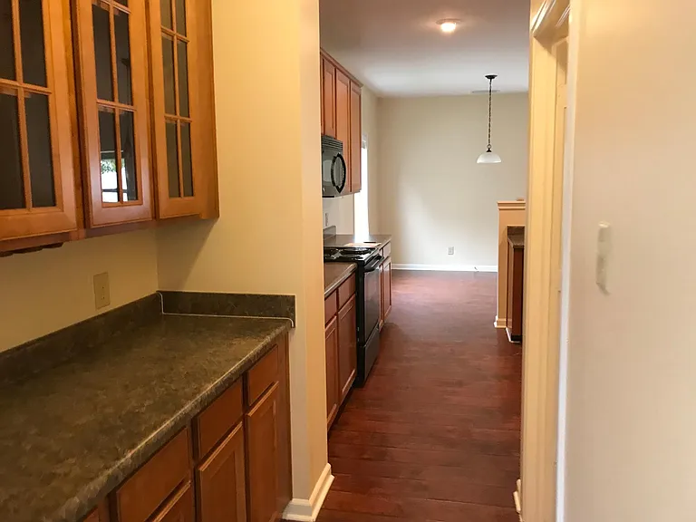 6042 Laurent Ave — Photo 8