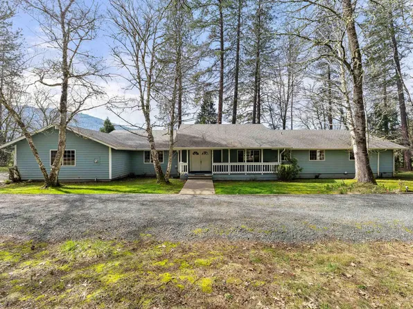 314 Triller Ln, Grants Pass, OR 97527