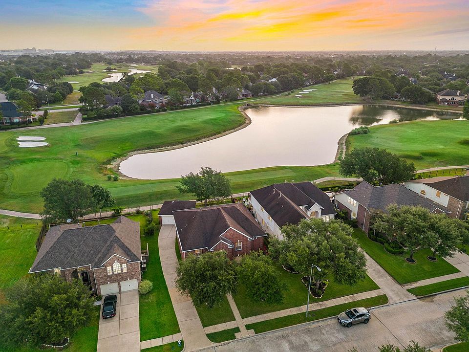 1st image of 1923 Blue Water Bay Dr