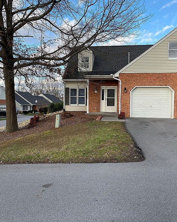 1st image of 1725 W Lakeview Dr Unit 4