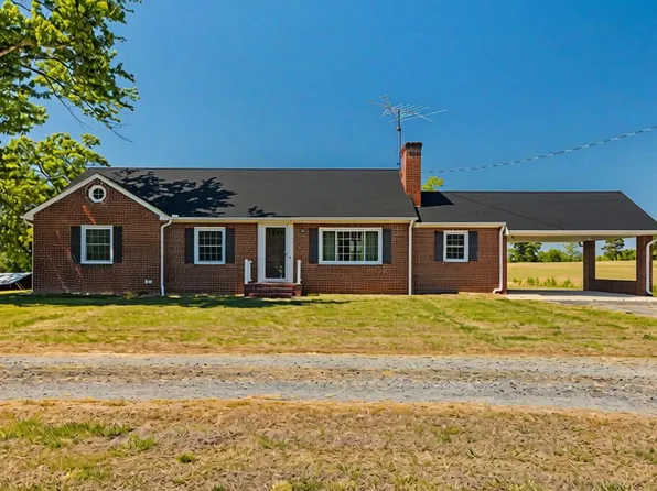 5895 Highway 49, Buffalo Junction, VA 24529