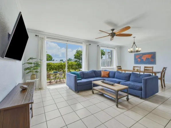3028 N EVERGREEN Circle, Boynton Beach, FL 33426