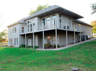 1605 W Maple St, Nevada, MO 64772