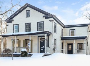 102 W Mountain Rd, Sparta, NJ 07871