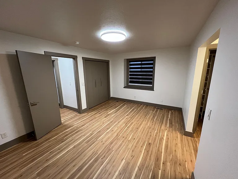 1012 N Silver Ash Ave — Photo 17