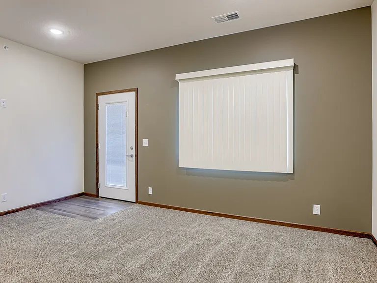 Wilderness Hills South Apartments — Photo 26