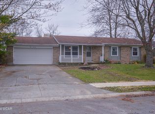 317 Cole Dr, Wapakoneta, OH 45895