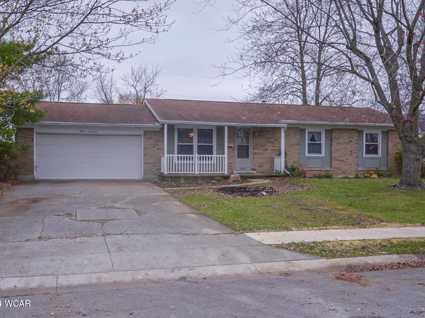 317 Cole Dr, Wapakoneta, OH 45895