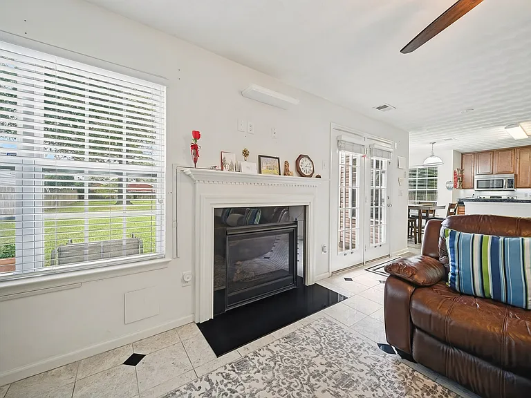 722 Dune St — Photo 6