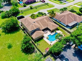 2111 NW 14th Ave, Fort Lauderdale, FL 33311