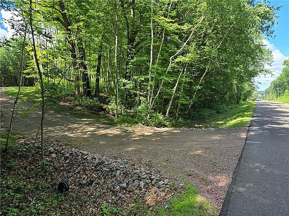 3rd image of 00 15th Avenue