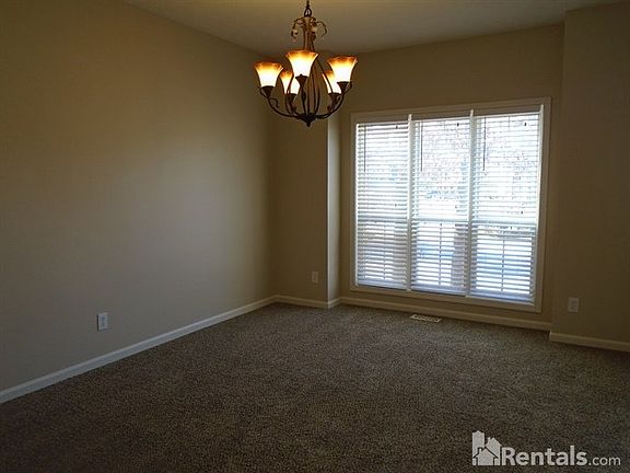 3rd image of 2371 Salah Cir