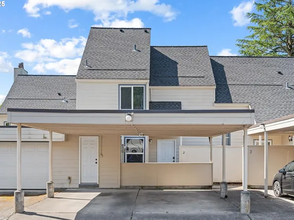 251 NE Village Squire Ave Unit 2, Gresham, OR 97030