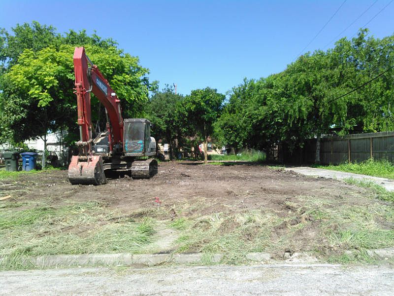 2nd image of 218 Westgate Dr