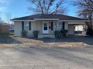 808 Ash St, Clarksville, AR 72830