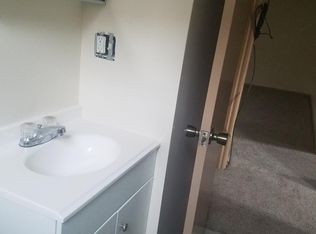 29 Benham St APT B, Bristol, CT 06010