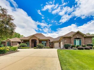 31W190 Prairie Ln, Wayne, IL 60184