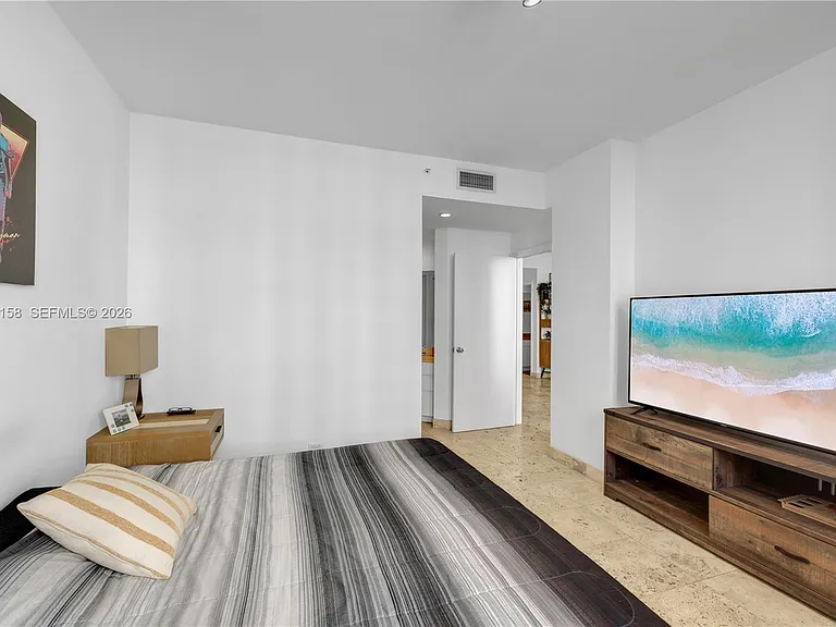 888 Brickell Key Dr #701 — Photo 19