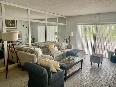 4400 Hillcrest Dr APT 202B, Hollywood, FL, 33021